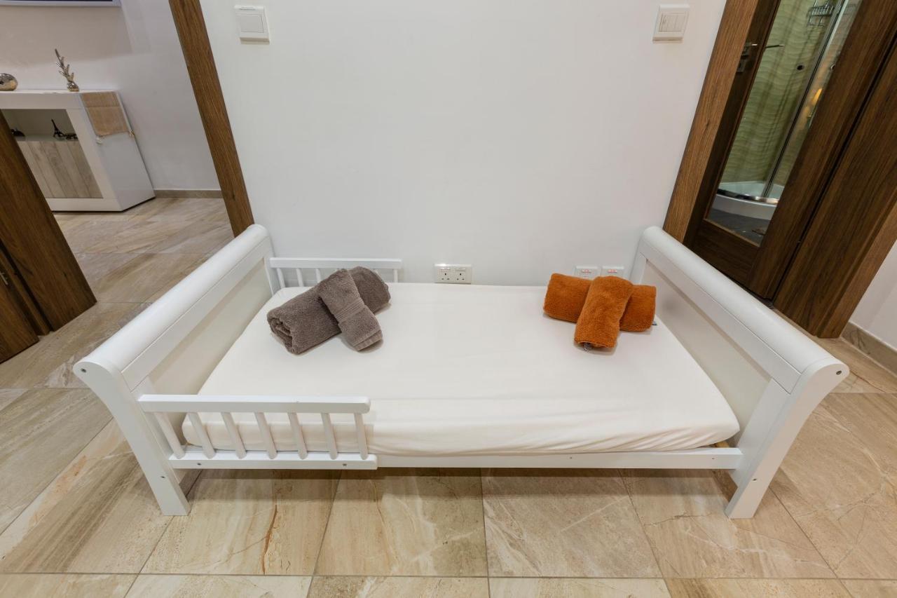 Valletta Large 3 Bedroom Eksteriør bilde